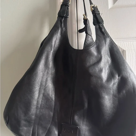 RED Valentino Elegant Black Hobo with Bow - Picture 5 of 6